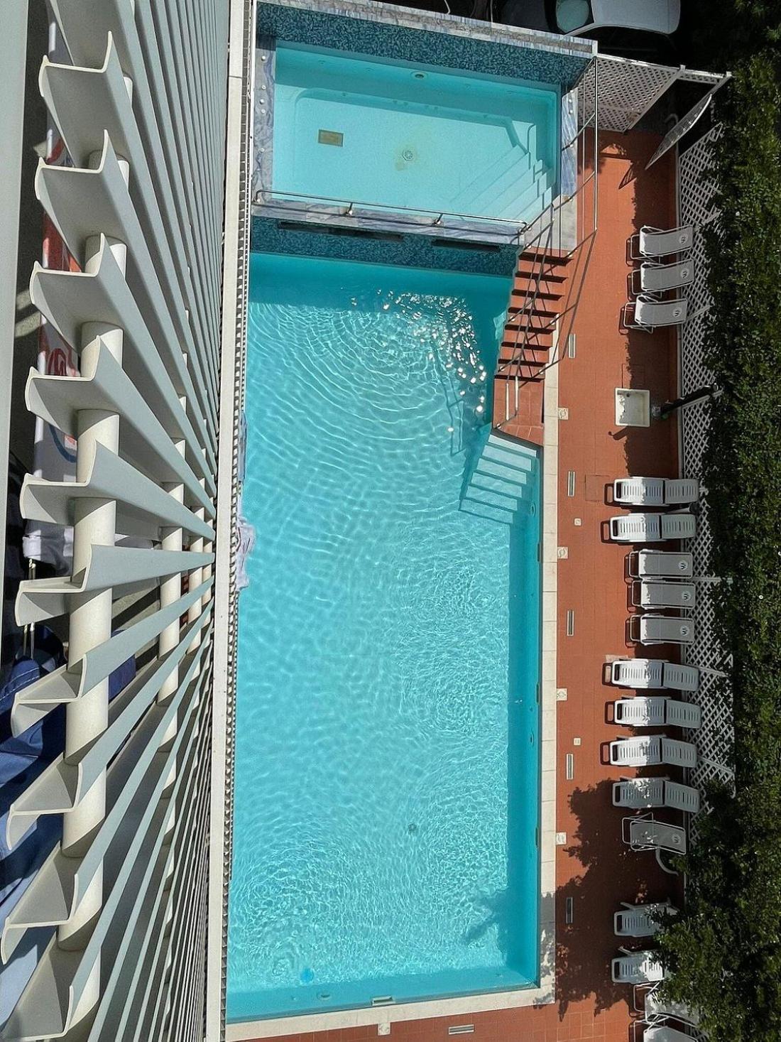 Hotel Delfino Milano Marittima Dış mekan fotoğraf