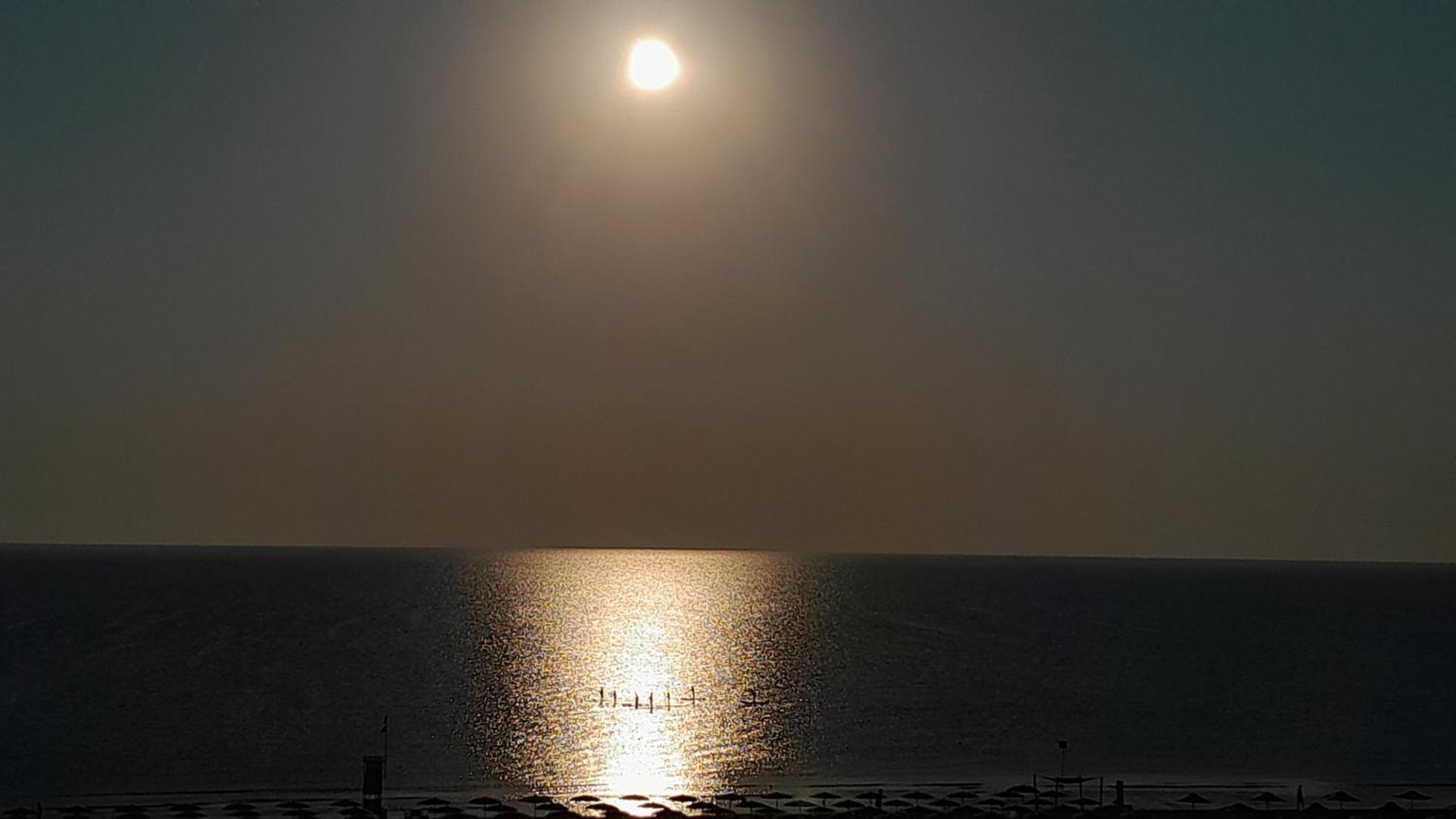 Hotel Delfino Milano Marittima Dış mekan fotoğraf
