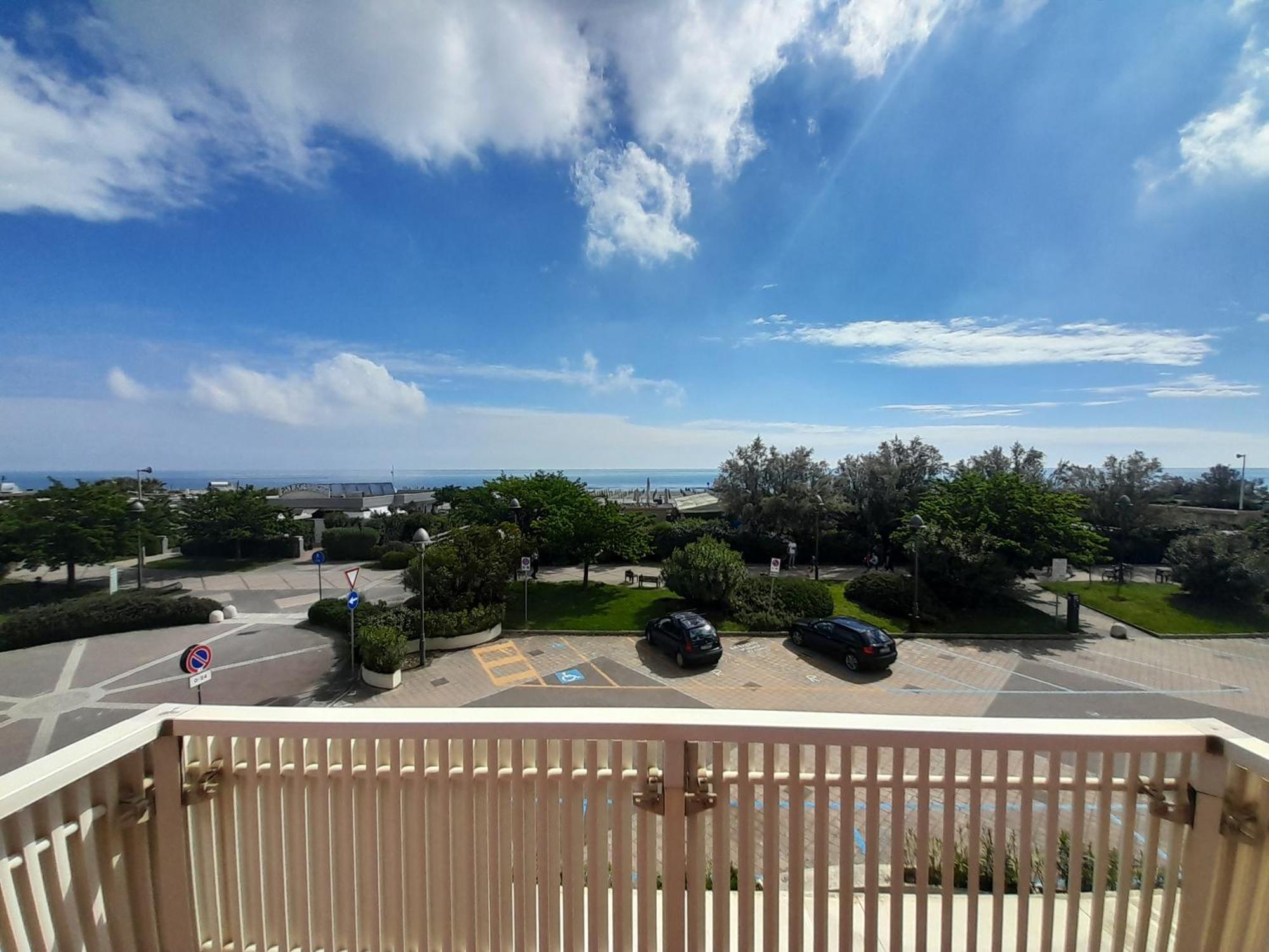 Hotel Delfino Milano Marittima Dış mekan fotoğraf