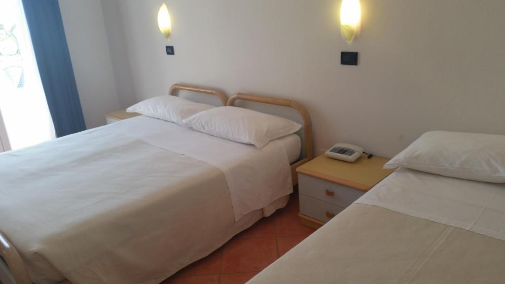 Hotel Delfino Milano Marittima Dış mekan fotoğraf